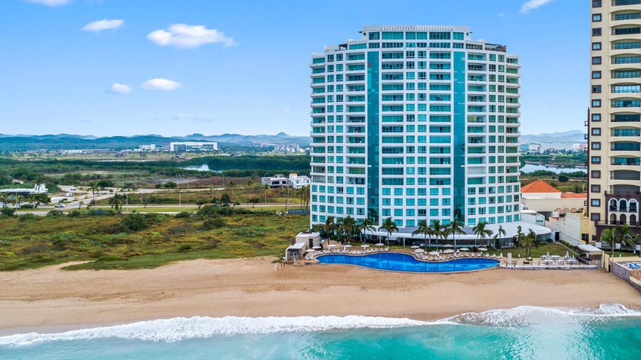 Park Royal Beach Mazatlán Esterno foto
