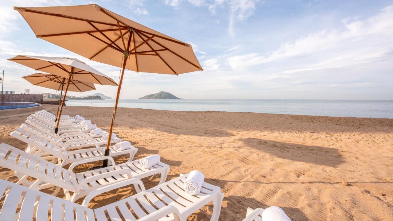Park Royal Beach Mazatlán Esterno foto